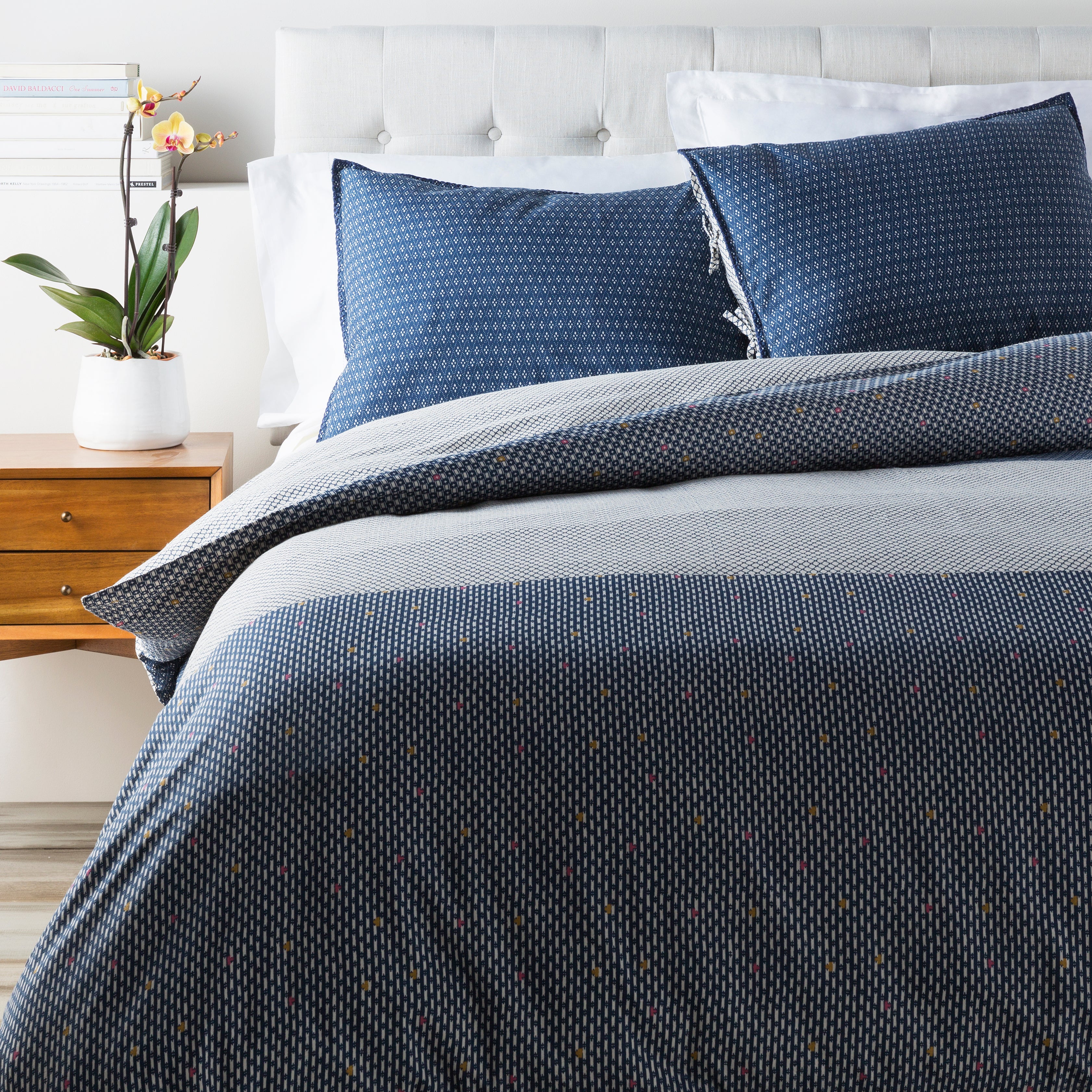 Japiko Bedding in Navy and Cream