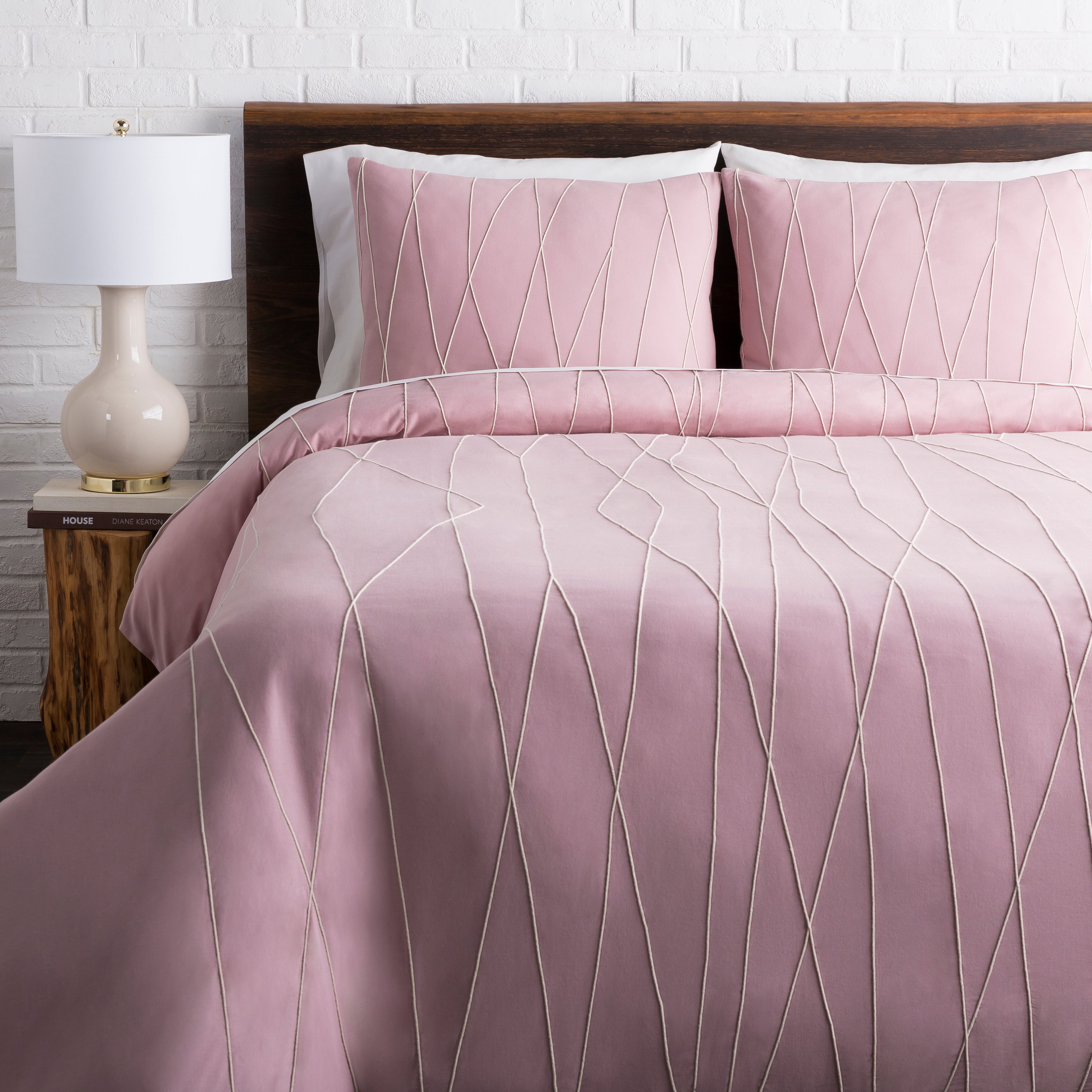 Mio Bedding in Lilac and Cream